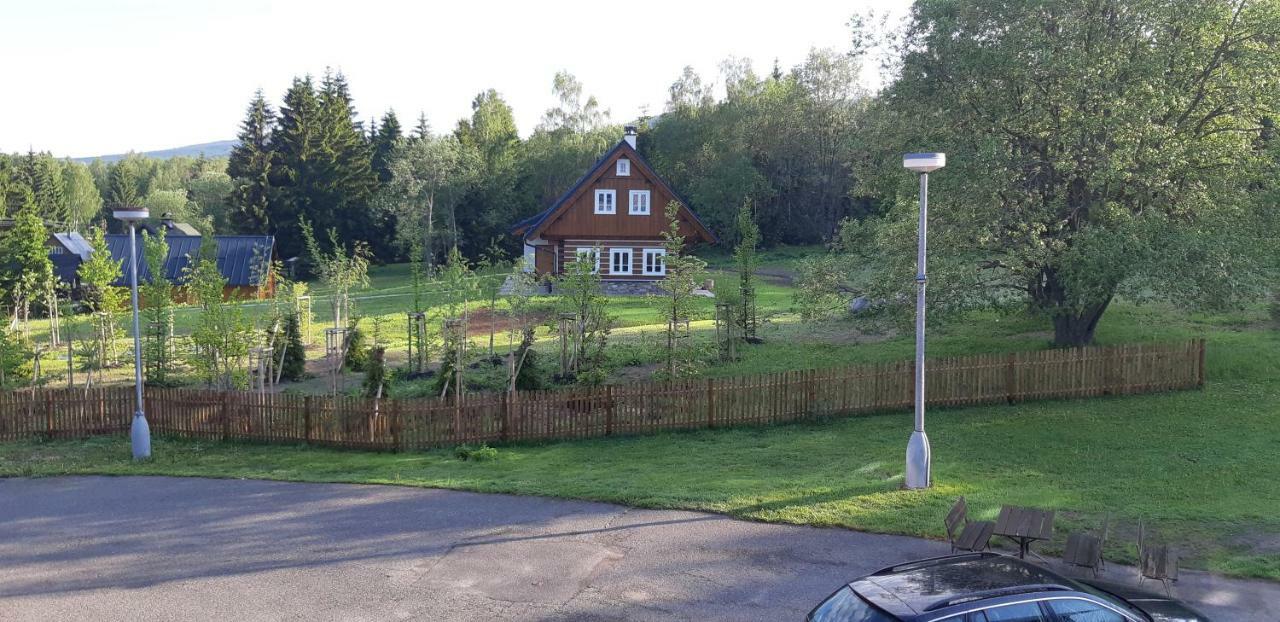 Chata Na Sousi Desná Exterior foto
